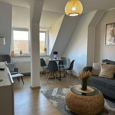 Gemuetliches Altstadtapartment Mit Balkon Und Smart Tv Erfurt Bagian luar foto