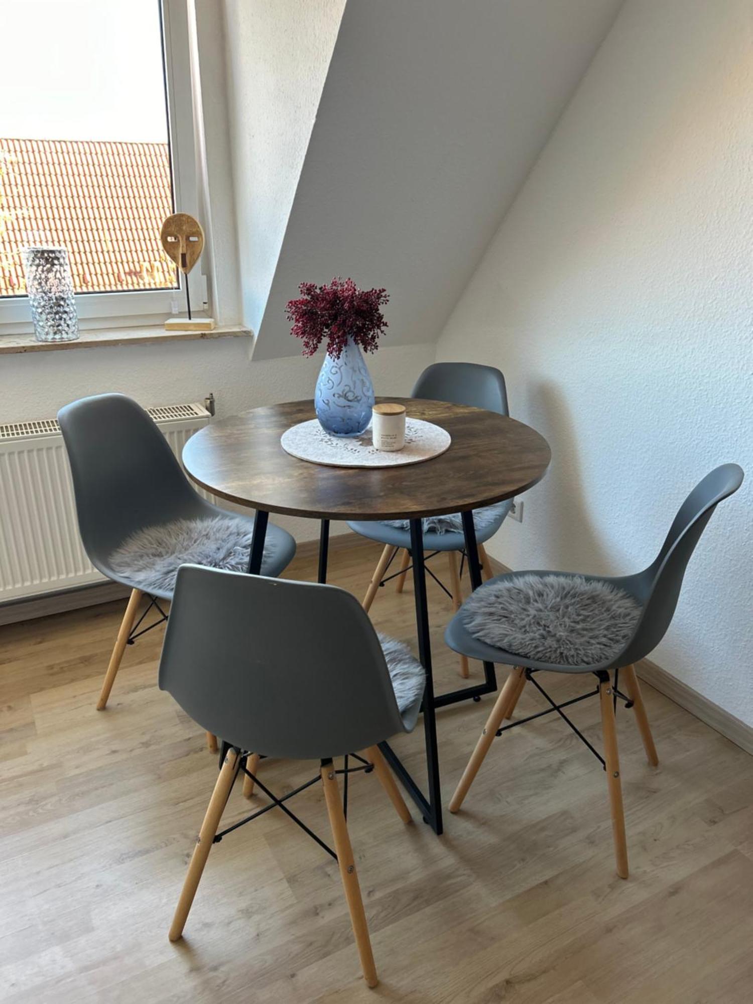 Gemuetliches Altstadtapartment Mit Balkon Und Smart Tv Erfurt Bagian luar foto