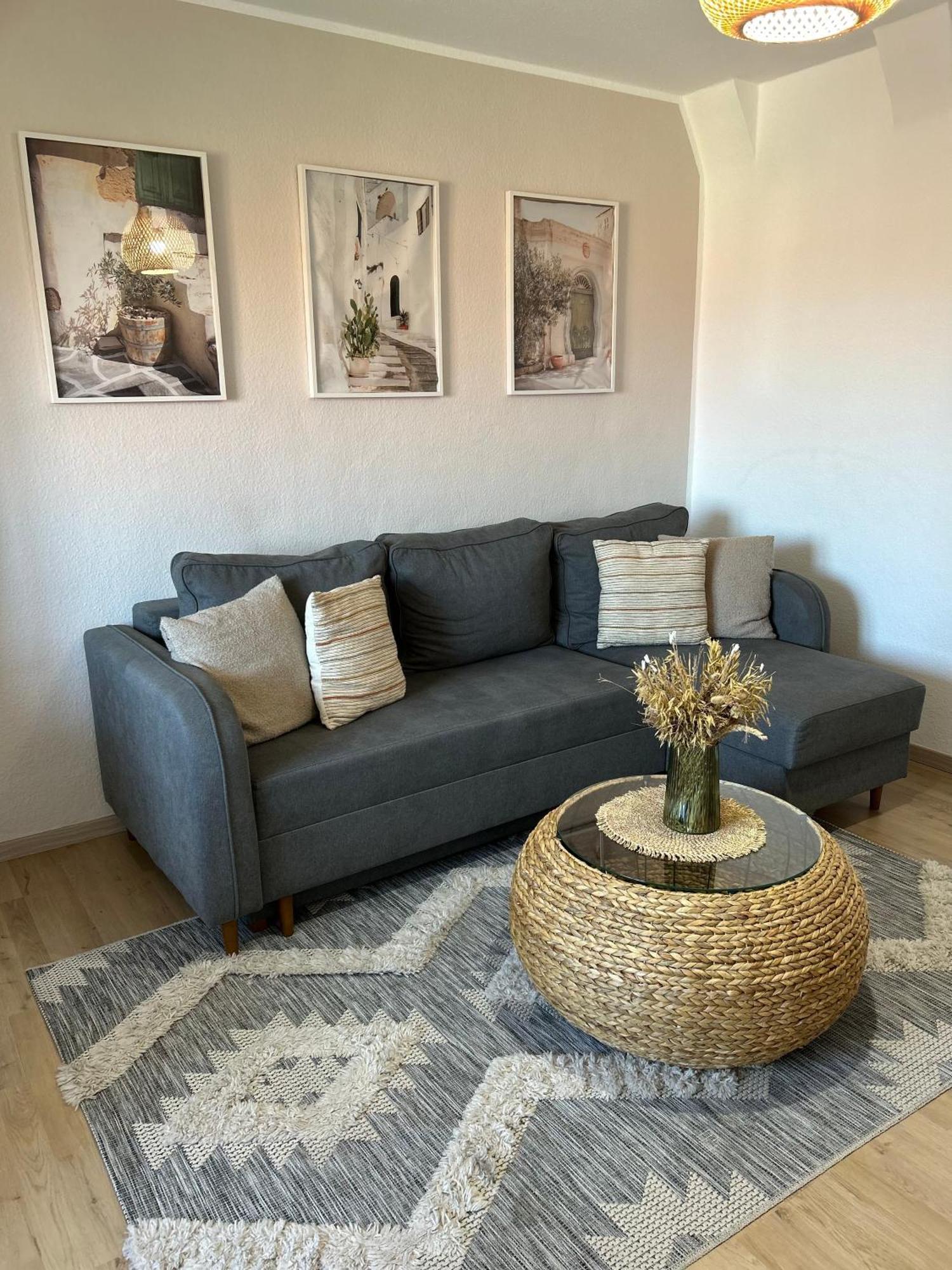 Gemuetliches Altstadtapartment Mit Balkon Und Smart Tv Erfurt Bagian luar foto