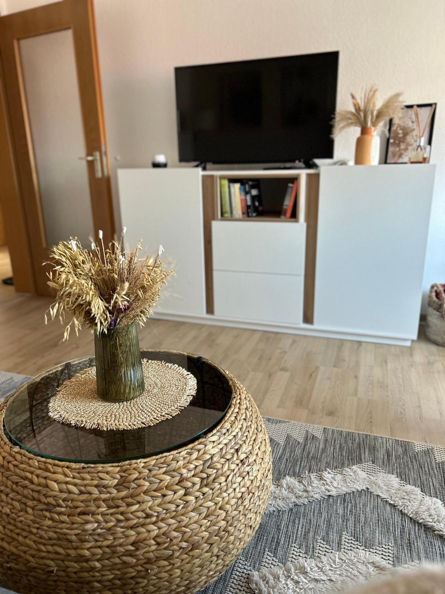 Gemuetliches Altstadtapartment Mit Balkon Und Smart Tv Erfurt Bagian luar foto