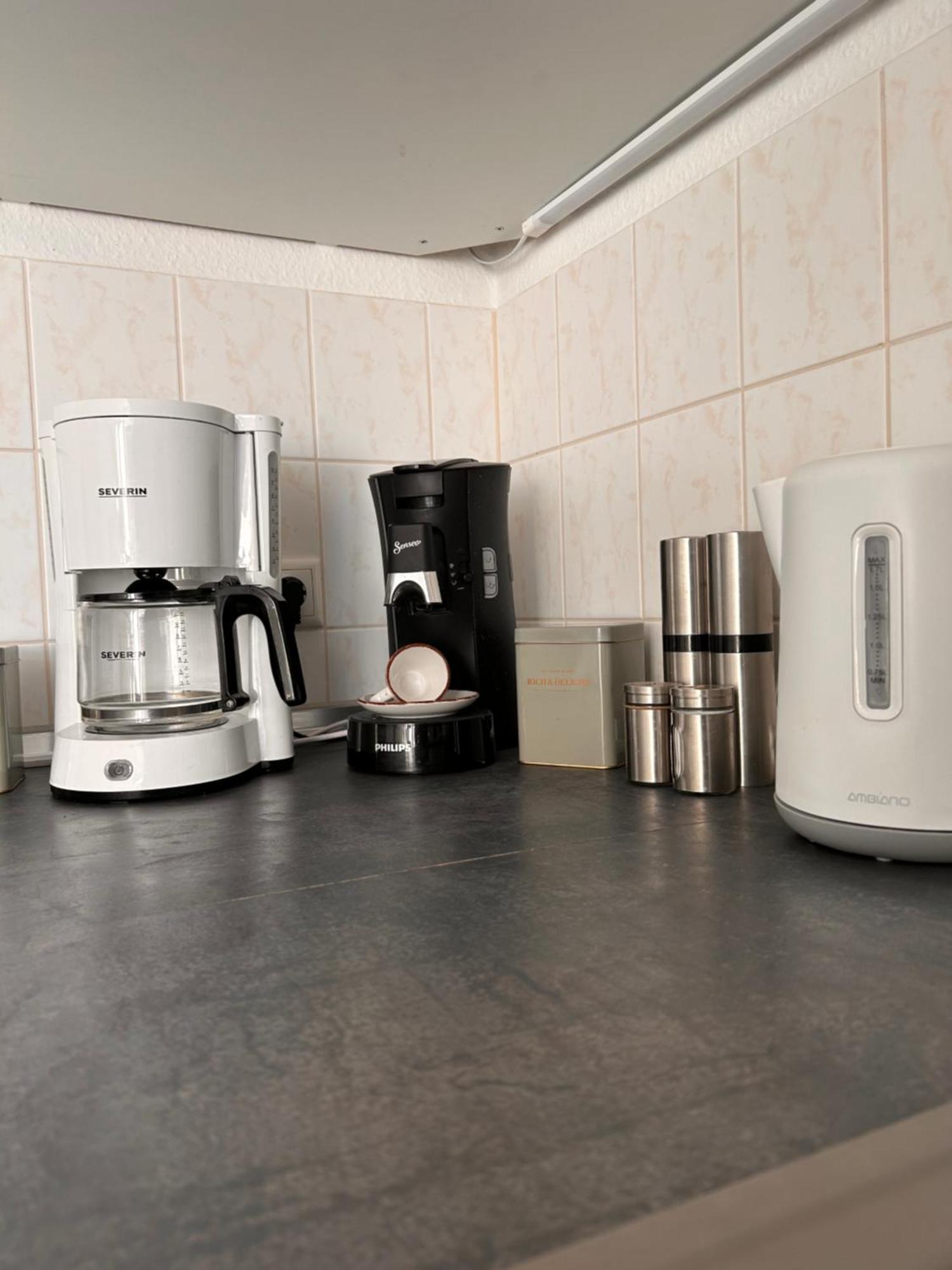 Gemuetliches Altstadtapartment Mit Balkon Und Smart Tv Erfurt Bagian luar foto